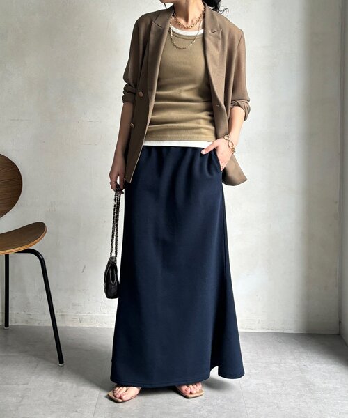 DouDou（ドゥドゥ）の「【セットアップ可能】マーメイドカットフレアスカート（スカート・レディース・ネイビー/グレイッシュベージュ/グレー・FREE）」の11枚目の写真