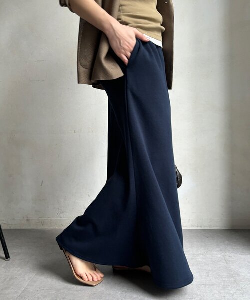 DouDou（ドゥドゥ）の「【セットアップ可能】マーメイドカットフレアスカート（スカート・レディース・ネイビー/グレイッシュベージュ/グレー・FREE）」の14枚目の写真