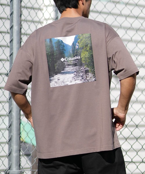 Columbia(コロンビア)の「columbia/コロンビア リラックスフィット綿混ショートスリーブTシャツ ムラサキ限定 PM0963(Tシャツ/カットソー・メンズ・ダークグリーン/グレイッシュベージュ/ホワイト×グリーン/ブラック×グリーン・XL/L/M/S)」の3枚目の写真