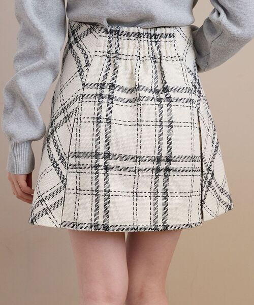 MAJESTIC LEGON（マジェスティックレゴン）の「ボックスプリーツフレアミニスカパン（スカート・レディース・ホワイト系その他2・MEDIUM）」の7枚目の写真