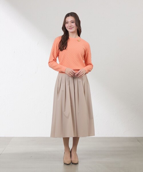 amaca（アマカ）の「バルキーストレッチ編み柄ニット（ニット/セーター・レディース・ダークネイビー/オレンジ/オフホワイト・38/40）」の7枚目の写真