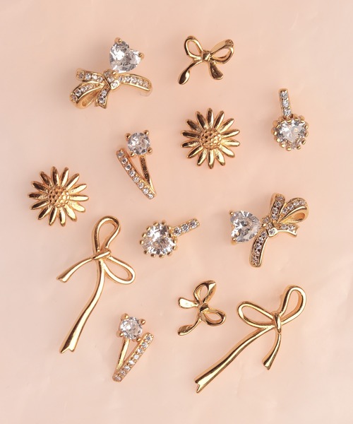 NOIR DE POUPEE（ノワールドプーペ）の「【WEB限定】silver925 キュービックジルコニアポイント V字ピアス（ピアス（両耳用）・レディース・シルバー/ゴールド・FREE）」の7枚目の写真