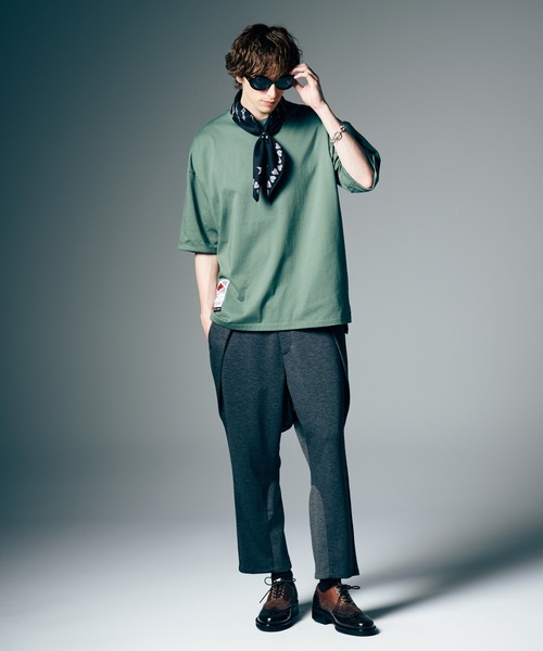 glamb（グラム）の「Waist Tuck Cropped Pants / ウエストタッククロップドパンツ（その他パンツ・メンズ・ブラック/グレー・S/M/L）」の12枚目の写真