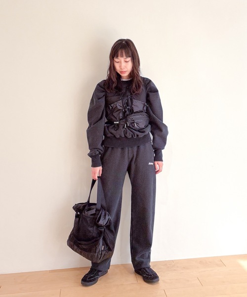 HOLIDAY（ホリデイ）の「HOLIDAY PACKABLE MINI WAIST BAG ホリデイパッカブルミニウエストバッグ（ボディバッグ/ウエストポーチ・レディース・ブラック・ONE SIZE）」の9枚目の写真