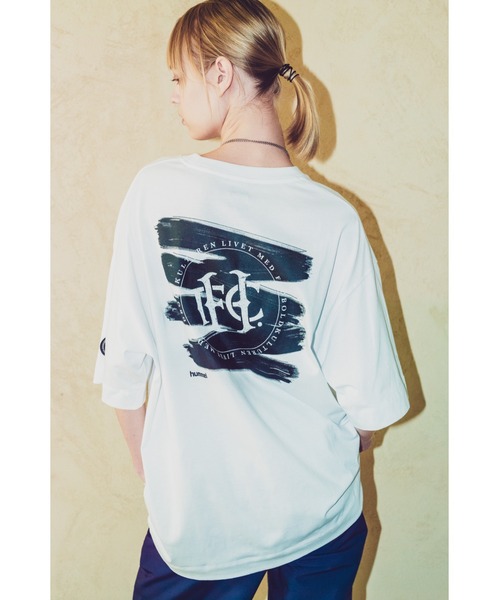 hummel（ヒュンメル）の「hummel/ヒュンメル H.FC ｸﾞﾗﾌｨｯｸTｼｬﾂ（Tシャツ/カットソー・レディース・グレー/ブラック/ホワイト・M/L/XL）」の19枚目の写真