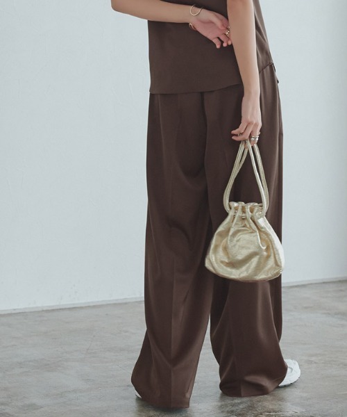 RASW（ラス）の「[RASW]サテンストレートパンツ（その他パンツ・レディース・ブラック/ブラウン・L/M/S）」の9枚目の写真