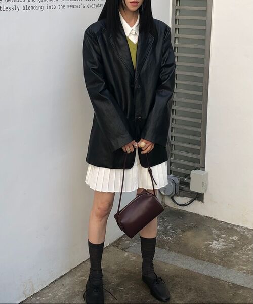 LEVAR（レバー）の「All-day Cotton V-neck Knit - Matcha Olive（ニット/セーター・レディース・その他・FREE）」の5枚目の写真