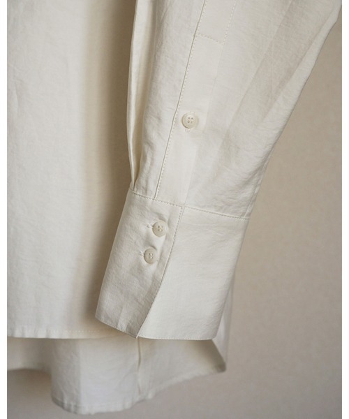 anuke（アンヌーク）の「Cachecoeur Cotton Shirts（シャツ/ブラウス・レディース・チャコールグレー/アイボリー・FREE）」の10枚目の写真