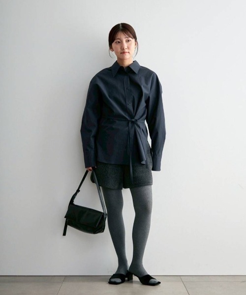 anuke（アンヌーク）の「Cachecoeur Cotton Shirts（シャツ/ブラウス・レディース・チャコールグレー/アイボリー・FREE）」の5枚目の写真