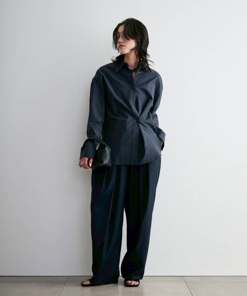 anuke（アンヌーク）の「Cachecoeur Cotton Shirts（シャツ/ブラウス・レディース・チャコールグレー/アイボリー・FREE）」の3枚目の写真