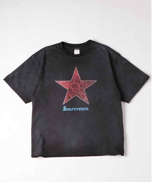 Sourcream（サワークリーム）の「【UNISEX】SourcreamラインストーンスターグラフィックTEE（Tシャツ/カットソー・レディース・ブラック/ネイビー/ホワイト・SMALL/MEDIUM）」の2枚目の写真