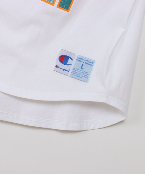 Champion(チャンピオン)の「Champion ルーズフィットショートスリーブTシャツ(Tシャツ/カットソー・メンズ・ブラック/ホワイト/杢グレー/イエロー・XL/L/M)」の8枚目の写真