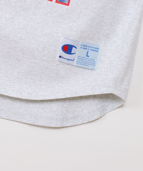 Champion(チャンピオン)の「Champion ルーズフィットショートスリーブTシャツ(Tシャツ/カットソー・メンズ・ブラック/ホワイト/杢グレー/イエロー・XL/L/M)」の16枚目の写真