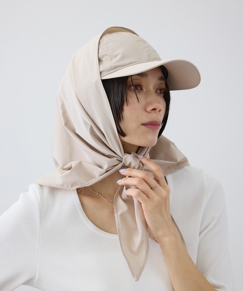 SALON adam et rope'（サロン アダム エ ロペ）の「ストール付き2WAYキャップ / 撥水・UVケア（キャップ・レディース・ブラック/ベージュ系その他2・FREE）」の2枚目の写真
