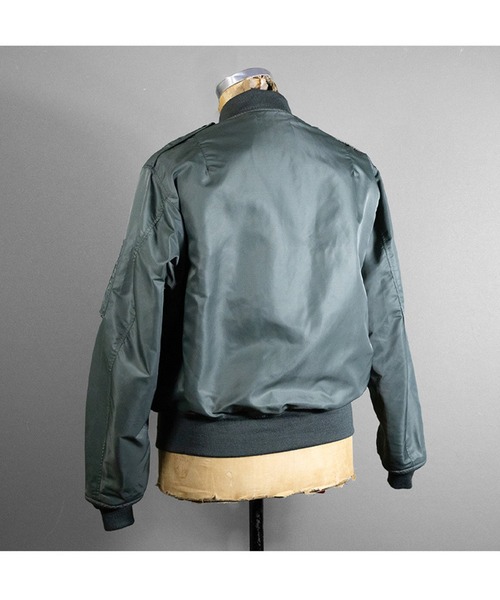 ８(eight)（エイト）の「L-2B フライトジャケット（MA-1・メンズ・ブラック・MEDIUM）」の5枚目の写真