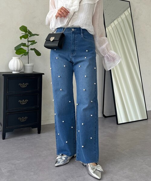 prose verse（プロズヴェール）の「ランダムパールストレートストレッチデニム（デニムパンツ・レディース・ブルー/ブラック・MEDIUM/PL/PM/LARGE）」の2枚目の写真