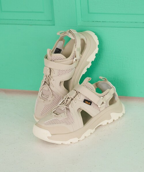 Teva(テバ)の「<Teva>HURRICANE XLT3 CT サンダル(サンダル・レディース・ナチュラル/ブラック・8/6/7)」の2枚目の写真