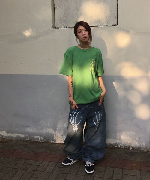 WKNDRS（ウィーキャンドース）の「[KOIN SEOUL] SKELETON WIDE LOW DENIM PANTS (DENIM)（デニムパンツ・レディース・その他・MEDIUM/LARGE/X-LARGE）」の17枚目の写真