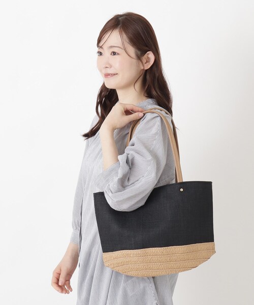 one'sterrace(ワンズテラス)の「SE 雑材ペーパー コンビトート(トートバッグ・レディース・ブルー系その他7/ブラック系8/ベージュ系その他7・99)」の9枚目の写真
