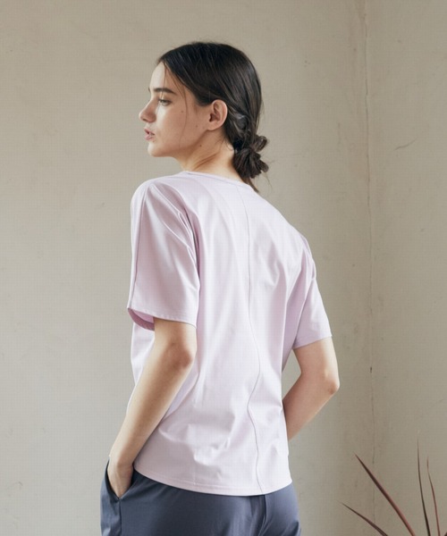 Julier Yoga and Relax(ジュリエヨガアンドリラックス)の「Julier ムーブプライムTシャツ(Tシャツ/カットソー・レディース・ホワイト/ブラック/ブルー/ピンク・FREE)」の18枚目の写真