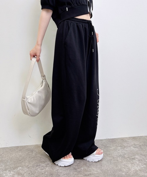 INGNI(イング)の「ラインストーンロゴスウェットパンツ(その他パンツ・レディース・グレー/ライトピンク/ブラック・FREE)」の14枚目の写真