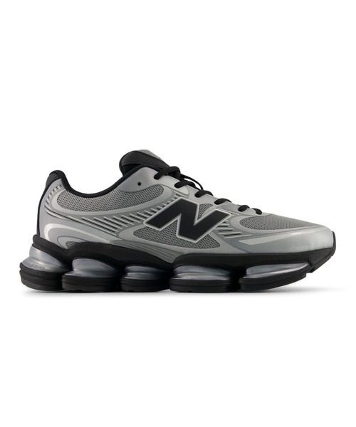 NEW BALANCE(ニューバランス)の「Abzorb 2000(スニーカー・メンズ・シルバー/ブラック・30.0cm/29.0cm/28.5cm/28.0cm/27.5cm/27.0cm/26.5cm/26.0cm/25.5cm/25.0cm/24.5cm/24.0cm/23.5cm/23.0cm/22.5cm)」の2枚目の写真