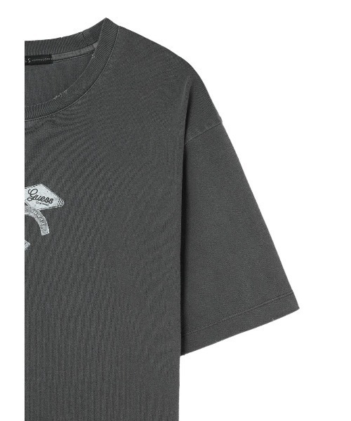 Guess（ゲス）の「UNI S/SLV TEE SHIRT Tシャツ（Tシャツ/カットソー・メンズ・チャコールグレー・MEDIUM/LARGE/X-LARGE/ONE SIZE）」の12枚目の写真