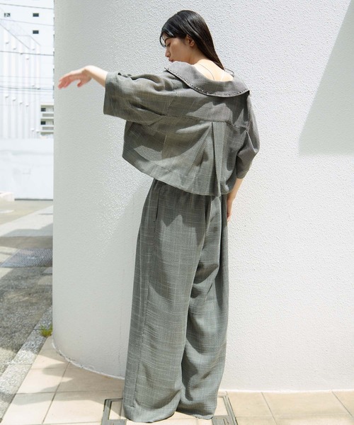 STUDIOUS(ステュディオス)の「【STUDIOUS/ステュディオス】Washable Mesh Blouson/ウォッシャブルメッシュブルゾン/二の腕細見え/ウォッシャブル/冷房対策/日焼け対策(ブルゾン・レディース・マルチ/ブラック/アイボリー/ベージュ・FREE)」の6枚目の写真