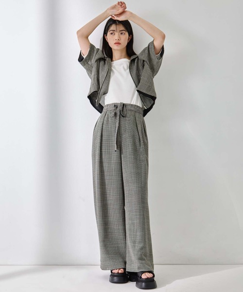 STUDIOUS(ステュディオス)の「【STUDIOUS/ステュディオス】Washable Mesh Blouson/ウォッシャブルメッシュブルゾン/二の腕細見え/ウォッシャブル/冷房対策/日焼け対策(ブルゾン・レディース・マルチ/ブラック/アイボリー/ベージュ・FREE)」の10枚目の写真