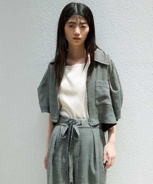 STUDIOUS(ステュディオス)の「【STUDIOUS/ステュディオス】Washable Mesh Blouson/ウォッシャブルメッシュブルゾン/二の腕細見え/ウォッシャブル/冷房対策/日焼け対策(ブルゾン・レディース・マルチ/ブラック/アイボリー/ベージュ・FREE)」の11枚目の写真