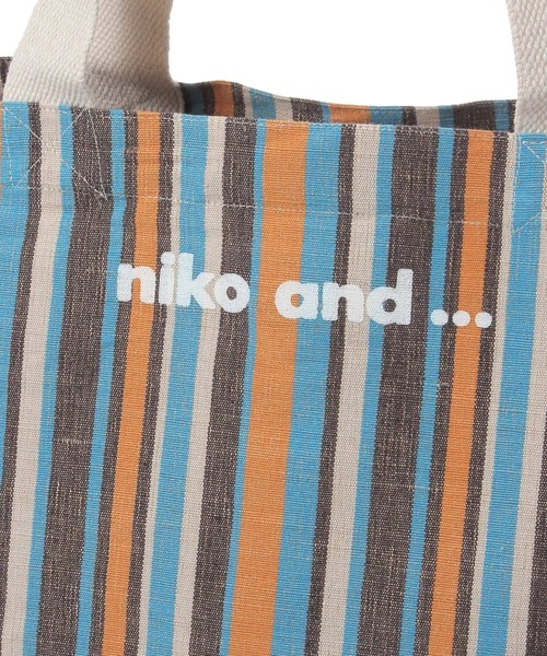 niko and...(ニコアンド)の「ニコロゴジュートトート(トートバッグ・レディース・チャコール/レッド・0)」の14枚目の写真