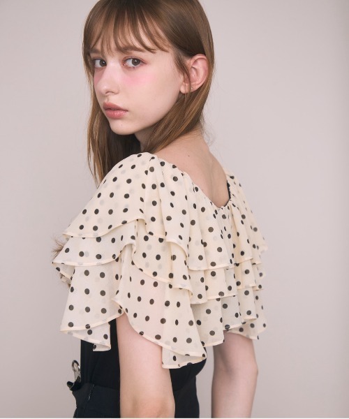 Noelie(ノエリー)の「ドット襟Tシャツ(Tシャツ/カットソー・レディース・ブラック/ホワイト・FREE)」の13枚目の写真
