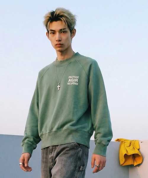 LENGAGEMENT(ランガージュマン)の「AGIR Salt-Washed Raglan Crop Sweatshirt (Green)(スウェット・レディース・グリーン・1/2)」の3枚目の写真