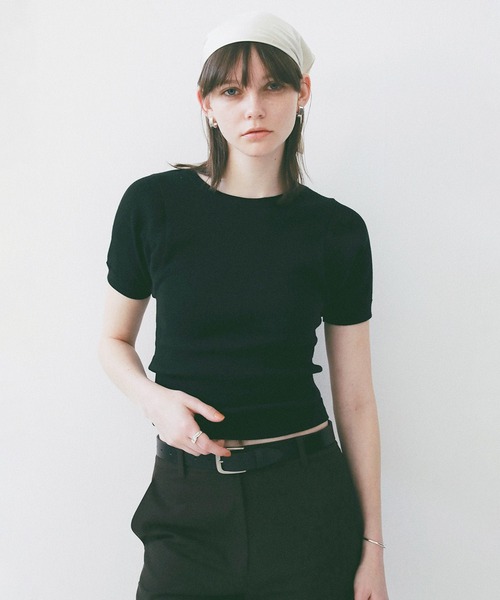 CLANE（クラネ）の「SCOOP SLEEVE COMPACT TOPS（Tシャツ/カットソー・レディース・ブラック/ホワイト・1）」の3枚目の写真