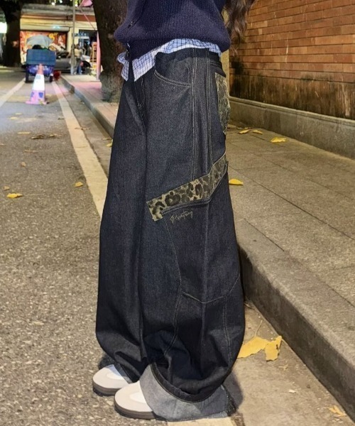 HAILY(ヘイリー)の「ヒョウ柄デザインポケットカーブバギーデニムパンツ(デニムパンツ・レディース・ブルー系その他・S/M/L)」の12枚目の写真