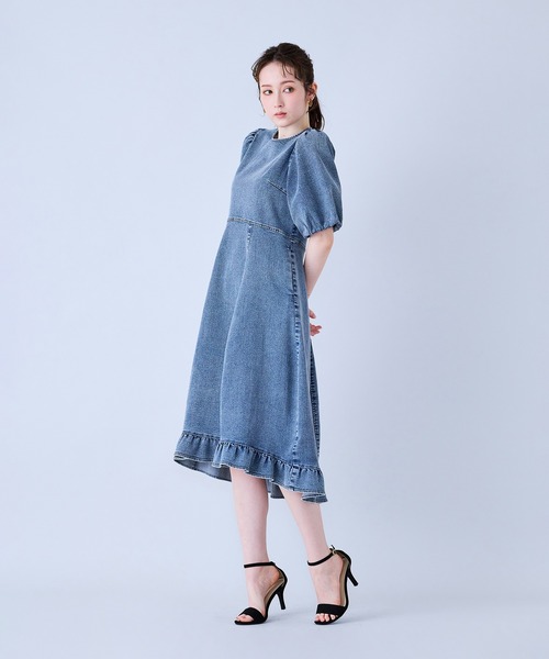 Audie a Muses(オーディアミューズ)の「【人気のため追加】ライトデニムボリュームスリーブワンピース(ワンピース・レディース・ネイビー・36/42/38)」の5枚目の写真