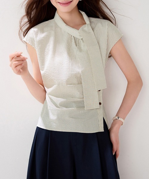 ONEP STAR(ワンピスター)の「ストライプリボンタイ半袖ブラウス(シャツ/ブラウス・レディース・ベージュ・LARGE/X-LARGE/MEDIUM)」の7枚目の写真