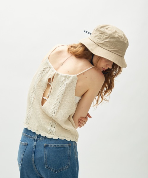 full/fill.(フルフィル)の「back ribbon halter knit top / バックリボンホルターニットトップ(ニット/セーター・レディース・ネイビー/アイボリー・FREE)」の6枚目の写真