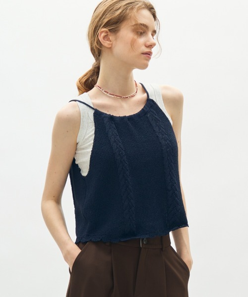 full/fill.(フルフィル)の「back ribbon halter knit top / バックリボンホルターニットトップ(ニット/セーター・レディース・ネイビー/アイボリー・FREE)」の12枚目の写真