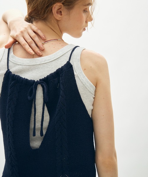 full/fill.(フルフィル)の「back ribbon halter knit top / バックリボンホルターニットトップ(ニット/セーター・レディース・ネイビー/アイボリー・FREE)」の13枚目の写真