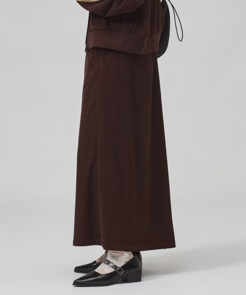 adidas（アディダス）の「【別注】アディダス adidas W LUXA コーデュロイ スカート AP 限定コラボ（スカート・レディース・ダークグレー/ブラウン・L/M/S/XL）」の18枚目の写真