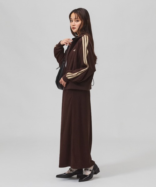 adidas（アディダス）の「【別注】アディダス adidas W LUXA コーデュロイ スカート AP 限定コラボ（スカート・レディース・ダークグレー/ブラウン・L/M/S/XL）」の21枚目の写真