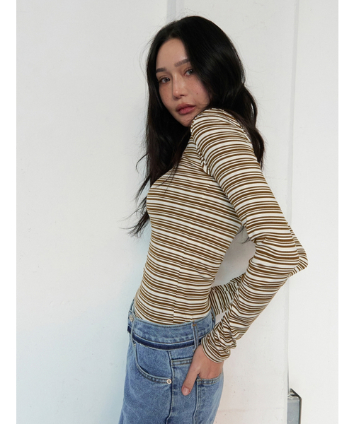 MORVE13(モルブ13)の「デュアルストライプTシャツ(Tシャツ/カットソー・レディース・オリーブ/パープル/ブラック・FREE)」の5枚目の写真