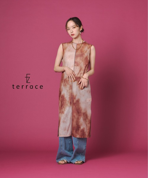 terrace(テラス)の「マーブルプリントノースリーブチュールワンピース(ワンピース・レディース・ブラック/ブラウン/モカ・FREE)」の3枚目の写真