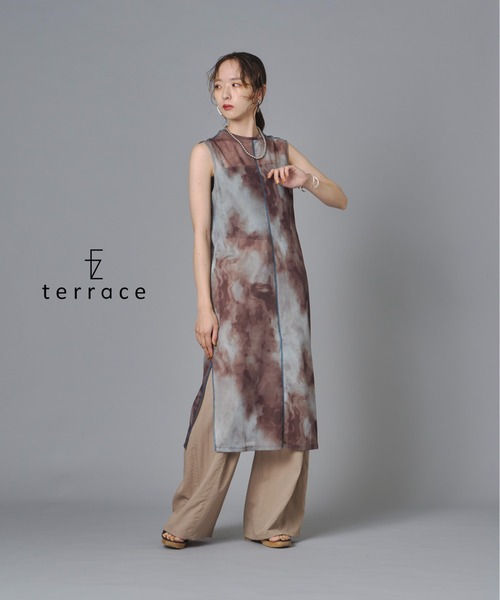 terrace(テラス)の「マーブルプリントノースリーブチュールワンピース(ワンピース・レディース・ブラック/ブラウン/モカ・FREE)」の1枚目の写真