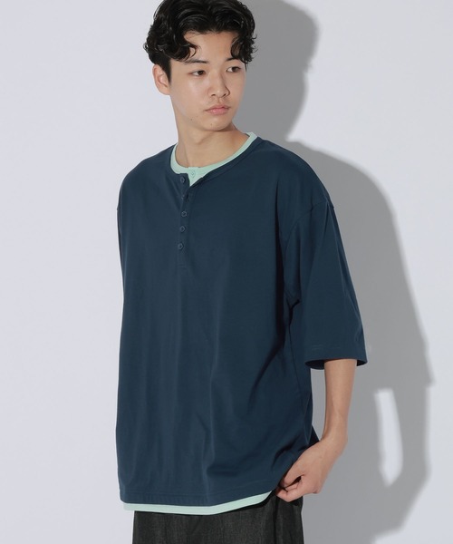 LAKOLE（ラコレ）の「フェイクヘンリーネックＴ / 869674（Tシャツ/カットソー・メンズ・ホワイト/ブラック/ネイビー・MEDIUM/LARGE）」の3枚目の写真