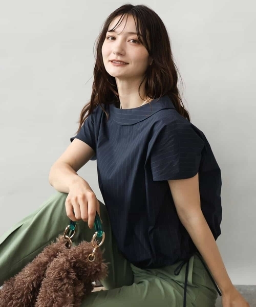 MK MICHEL KLEIN（エムケーミッシェルクラン）の「[接触冷感/洗える]ロールネック ギャザースリーブブラウス(半袖)（シャツ/ブラウス・レディース・ライトブルー/グレイッシュベージュ/ネイビー・38）」の9枚目の写真
