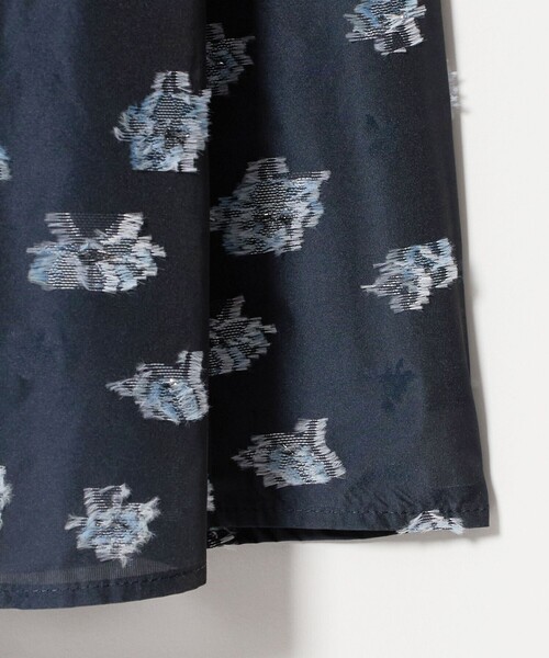 UNITED ARROWS（ユナイテッドアローズ）の「ブーケ カットジャガード スカート（スカート・レディース・ブラック/ネイビー・38/36）」の16枚目の写真