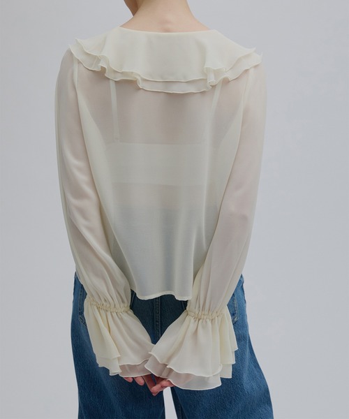 Ameri(アメリ)の「SHEER TWIST FRILL BLOUSE(シャツ/ブラウス・レディース・オレンジ/アイボリー/ブラック・FREE)」の6枚目の写真