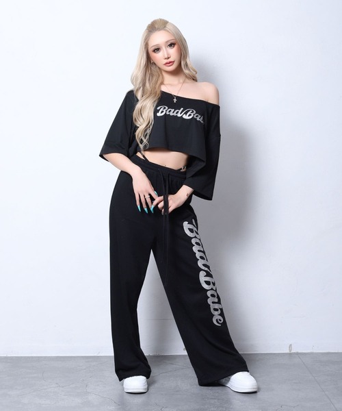 BLACKQUEEN(ブラッククイーン)の「【BLACKQUEEN】ラメロゴオフショルTシャツ(Tシャツ/カットソー・レディース・ホワイト/ブラック・M)」の11枚目の写真